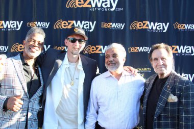 Los Angeles, CA - 31 Ağustos 2025: Los Angeles Sanat Bölgesi 'nde EZway' in Los Angeles stüdyosunun açılışı için düzenlenen EZway LA Fırlatma ve Kurdele Kesme Töreni için kırmızı halı geldi.