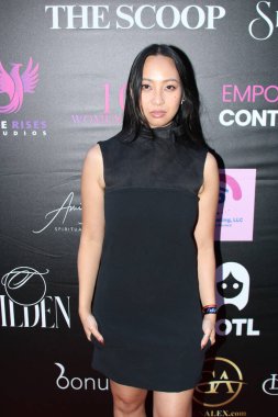 Hollywood, CA - 11 Eylül 2025: Hollywood, Kaliforniya 'daki St. Felix' te düzenlenen Fenix TV Hediye Suiti için kırmızı halı teslimatı. 