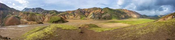 Landmannalaugar Nebo Lidově Fondy Rozsáhlá Oblast Ohromující Krásu Srdci Islandu — Stock fotografie