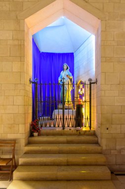 Nazareth, İsrail - 30 Nisan 2016: Duyuru kilise bazilika. Geleneksel olarak burada Gabriel Meryem ortaya çıktı ve o yüksek sesle bildirmek melek İsa Mesih gebe