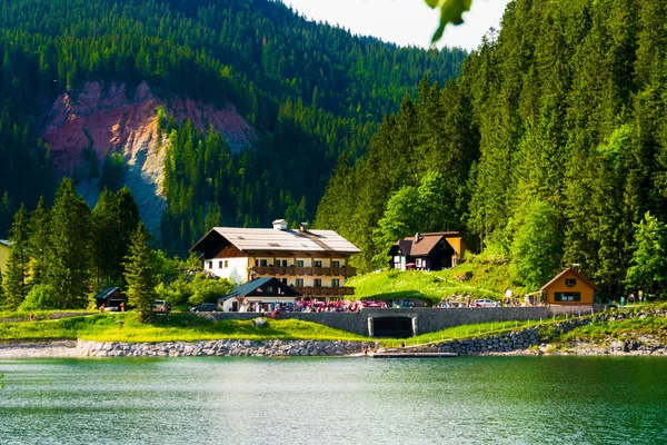 Lago Gosau (Gosausee) no distrito do lago austríaco — Fotografia de Stock