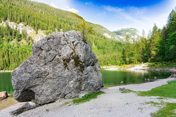 Jezioro Gosau (Gosausee) w austriackim powiecie Pojezierza — Zdjęcie stockowe