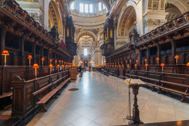 Ünlü Angelical St. Paul Katedrali içinde, Londra