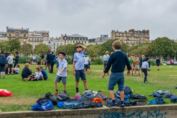 Scout francesi in un raduno a Parigi — Foto Stock