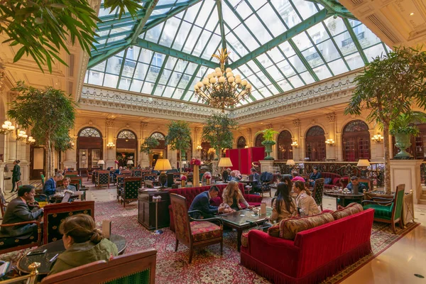 Café de la Paix e Intercontinental Le Grand, París — Foto de Stock