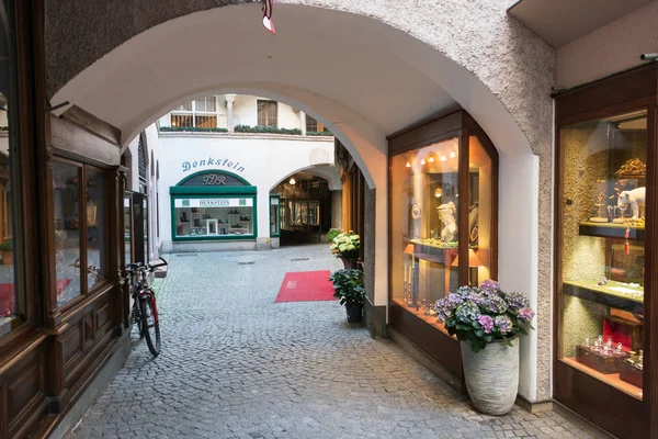 Famoso Pasaje de Salzburgo en el casco antiguo — Foto de Stock
