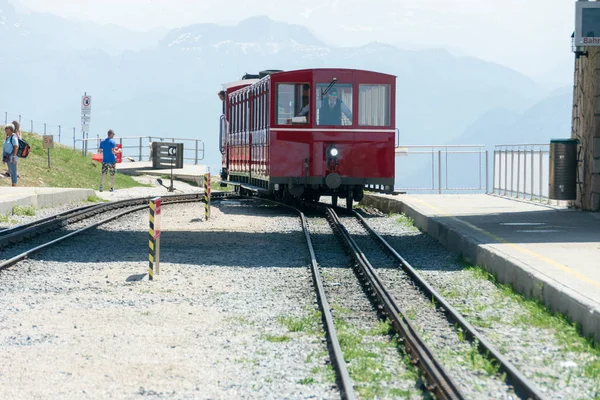 A világ tetején a Schlafberg Mountain nézetek — Stock Fotó