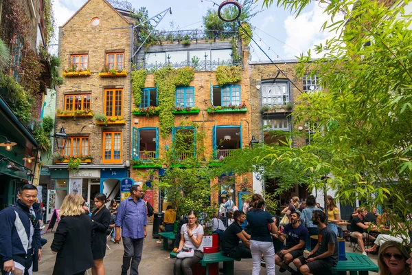 Quaint Neal Yard, Londra — Foto Stock