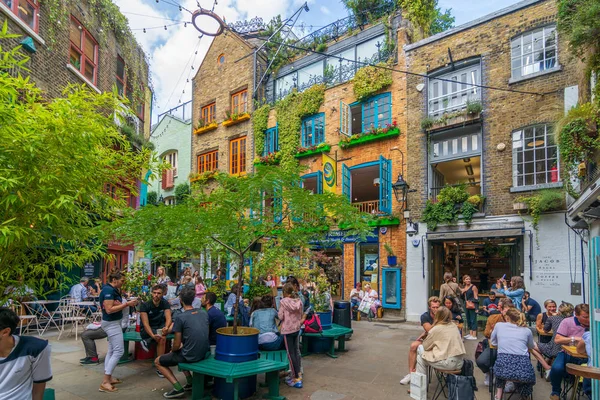 Quaint Neal Yard, Londra — Foto Stock