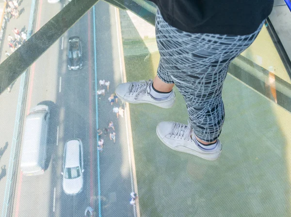 Pavimento in vetro sul Tower Bridge sopra il Tamigi — Foto Stock