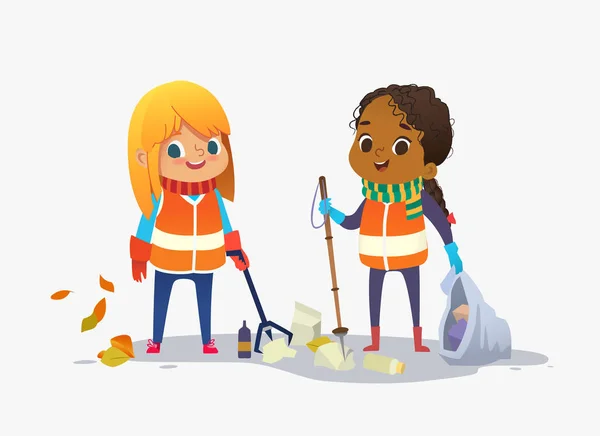 Δύο κορίτσια που φορώντας unoform συλλέγουν σκουπίδια για ανακύκλωση στο πάρκο. Τα παιδιά τη συγκέντρωση πλαστικά μπουκάλια και τα σκουπίδια για ανακύκλωση. Αγόρι ρίχνει τα απορρίματα στο δοχείο. Προσχολική εκπαίδευση. Διάνυσμα. Απομονωμένη — Διανυσματικό Αρχείο