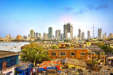 Mumbai cityscape yoksulluk ve zenginlik, Maharashtra, Hindistan arasında büyük bir kontrast