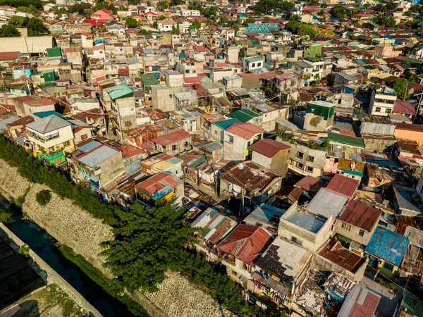 Metro Manila Filipinas Junho 2020 Aéreo Uma Área Favelas Sujas — Fotografia de Stock