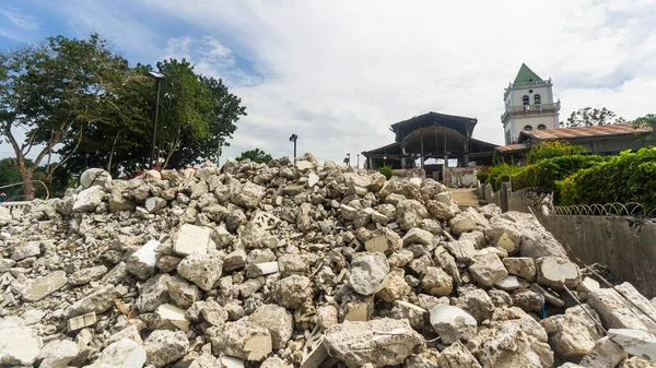 Rubble Partially Destroyed Church Facade Building Completely Obliterated Caused Earthquake — Stock Photo, Image