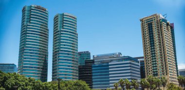 Alabang, Muntinlupa, Filipinler - Temmuz 2020: Festival Mall 'da görülen Alabang Skyline (Filinvest City).