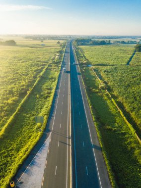 Filipin Otoyolu Havalimanı. Merkez Luzon 'da SCTEX ekspres yolu.