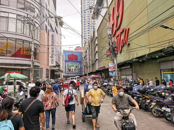 Divisoria Manila Philippines Oct 2020 Bustling Scene People Moving Street — Stock Photo, Image