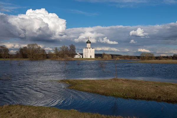 Church Intercession Holy Virgin Nerl River Spring Evening Bogolubovo Vladimir — Stock Photo, Image