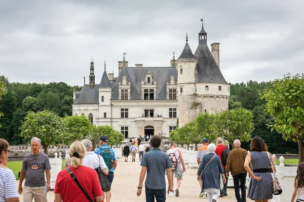 Chenonceau Indre Loire Francia Junio 2018 Los Turistas Van Conocer — Foto de Stock