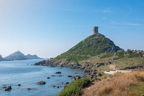 Parata jde populární místo pro pěší Ajaccio obyvatel a turistů — Stock fotografie