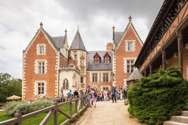 Amboise, Indre-Et-Loire, Fransa - 17 Haziran 2018: Leonardo da Vinci'nin resmi konutu ünlü Chteau du Clos Luc'un görünümü 