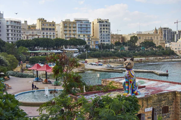 Malta stad Skyline, kleurrijk huis balkon Malta Valletta — Stockfoto