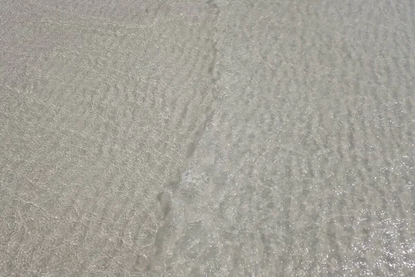 Schönes Klares Meerwasser Bis Man Den Sand Darunter Klar Sieht — Stockfoto