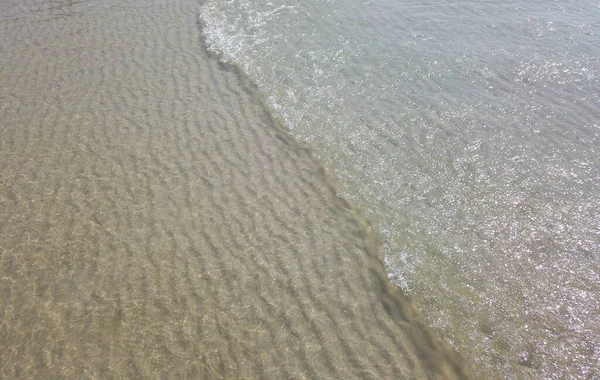 Hermosa Agua Mar Clara Hasta Que Vea Arena Debajo Claramente —  Fotos de Stock