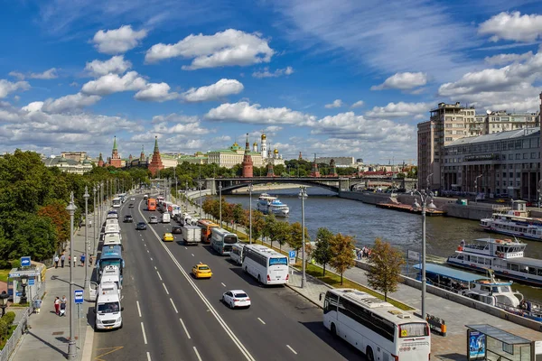 Moskou Rusland Augustus 2018 Moskva Rivier Embankment Infrastructuur Van Stad — Stockfoto