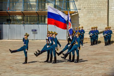 Rusya, Moskova, Kremlin. -18 Ağustos 2018: bekçi töreni Cumhurbaşkanlığı alay montaj