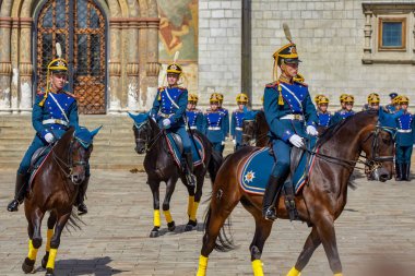 Rusya, Moskova, Kremlin. -18 Ağustos 2018: bekçi töreni Cumhurbaşkanlığı alay montaj