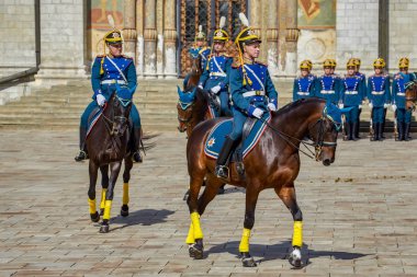 Rusya, Moskova, Kremlin. -18 Ağustos 2018: bekçi töreni Cumhurbaşkanlığı alay montaj