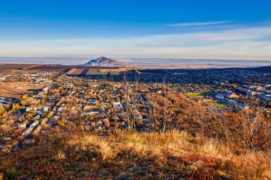 Kuzey Kafkasya. Mount Scabby görüntüleyin. Lermontov'un şehir