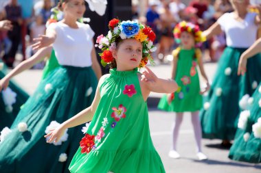 Pyatigorsk 'ta. Tatil günü. Şehir günü. Çiçek karnavalı