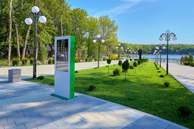 Zheleznovodsk. Şehir parkı. Çekicilik. Ağustos 2020