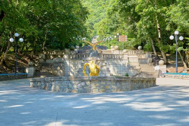 Zheleznovodsk. Şehir parkı. Çekicilik. Ağustos 2020