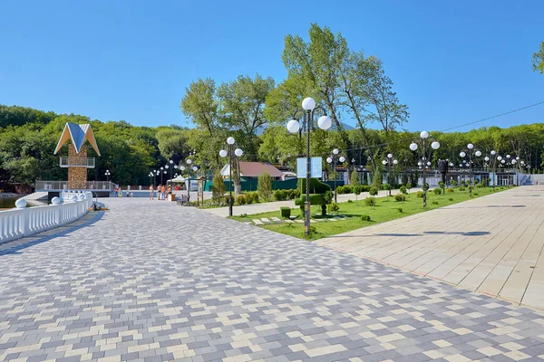 Zheleznovodsk Parque Cidade Park Lake Atrações — Fotografia de Stock