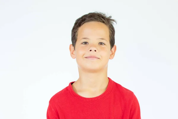 Närbild Porträtt Glad Pojke Ler Vit Bakgrund — Stockfoto