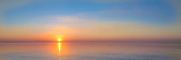 Paesaggio Sull Acqua Tramonto Sulla Costa Orizzonte Vista Dall Alto — Foto Stock