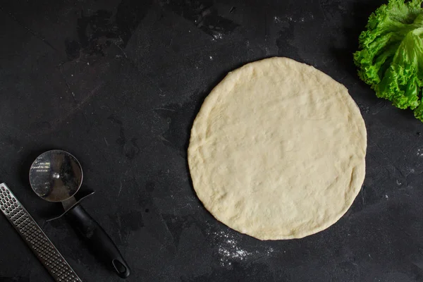 Pizza Pâte Ingrédients Tortilla Cuisson Vue Supérieure Avec Espace Copie — Photo