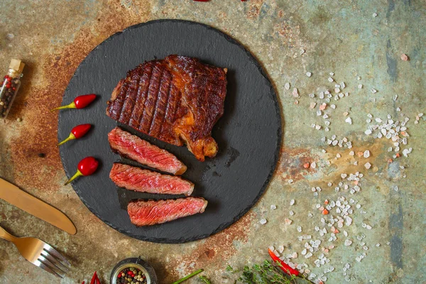 Carne Bife Carne Bovina Peça Espaço Cópia Superior — Fotografia de Stock