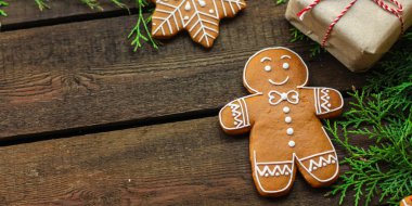 zencefilli (şenlikli atmosfer noel) mutlu yeni yıl. üst gıda, arka plan. kopyalama alanı