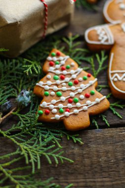 zencefilli (şenlikli atmosfer noel) mutlu yeni yıl. üst gıda, arka plan. kopyalama alanı