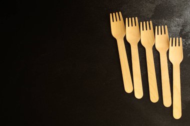 çatal, zanaat kağıt eko dostu (biyobozunur malzemeler) menü konsepti. gıda arka plan. kopyalama alanı