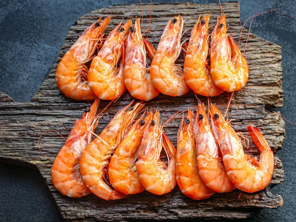 Udang Siap Untuk Makan Makanan Laut Rebus Konsep Menu Melayani Stok Gambar Bebas Royalti