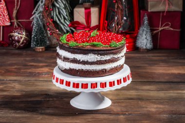 Yeni yıl pastası tatlı çikolatalı menü servis etme konsepti. organik sağlıklı beslenme için yiyecek arkaplanı üst görünüm kopyalama alanı