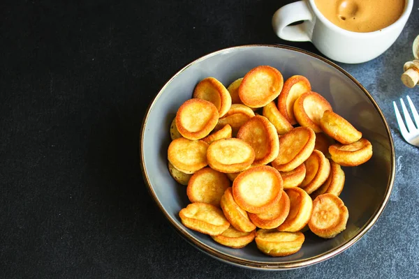 Palačinky Cereálie Mini Sladká Snídaně Snack Nebo Dezert Menu Koncept — Stock fotografie