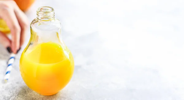 Suco Laranja Limonada Com Hortelã Limonada Com Hortelã Copo Vidro — Fotografia de Stock