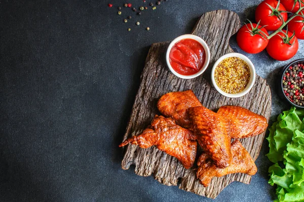 Asas Frango Frito Churrasqueira Carne Defumada Conceito Menu Servindo Tamanho — Fotografia de Stock