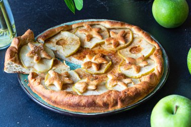 Elmalı turta pastanesi tatlı tatlı pastalar bisküvi meyve içeriği organik sağlıklı üst görünüm fotokopi alanı metinler için yemek 